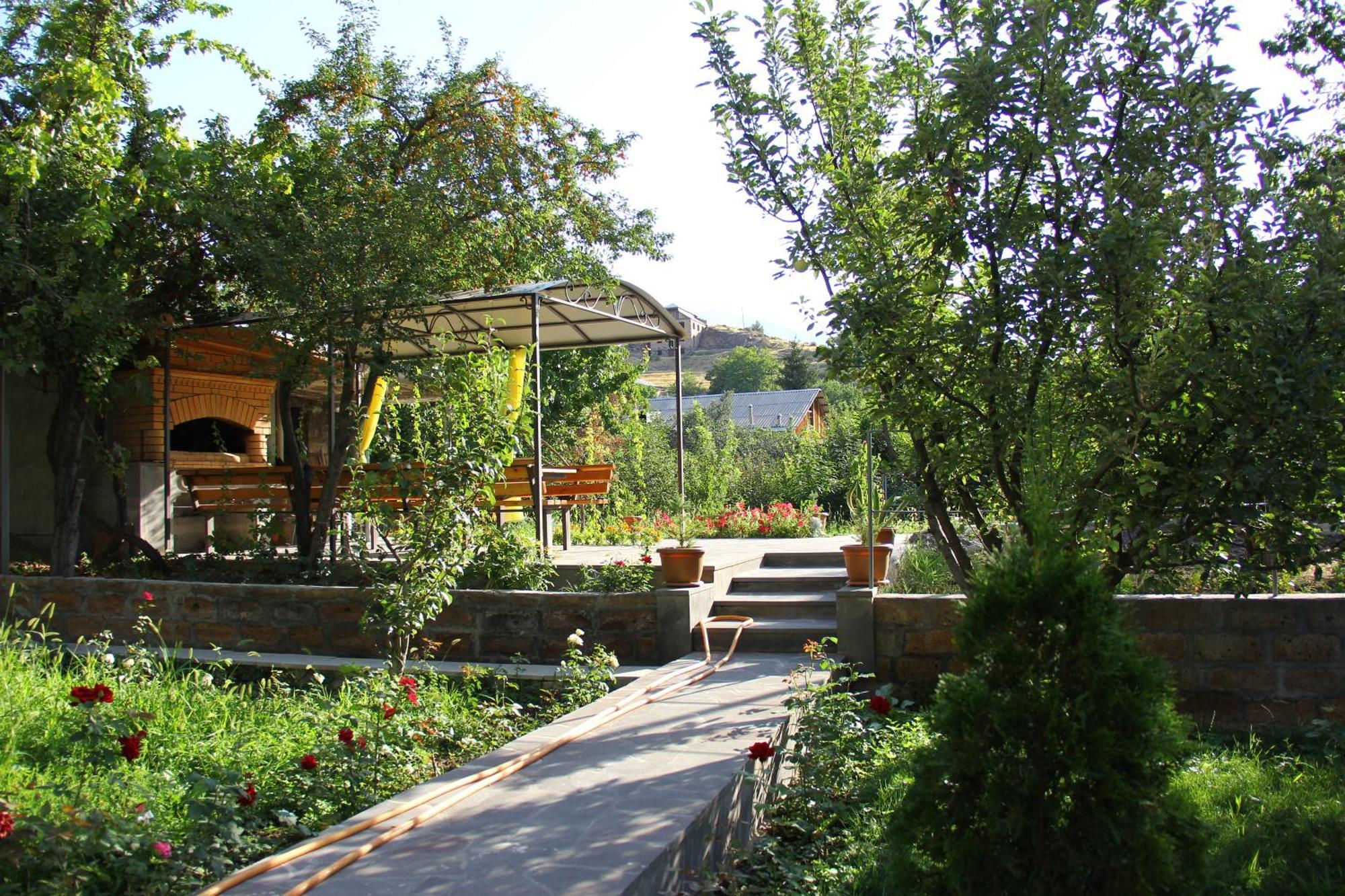 Guest house Hasmik Yeghegnadzor Extérieur photo